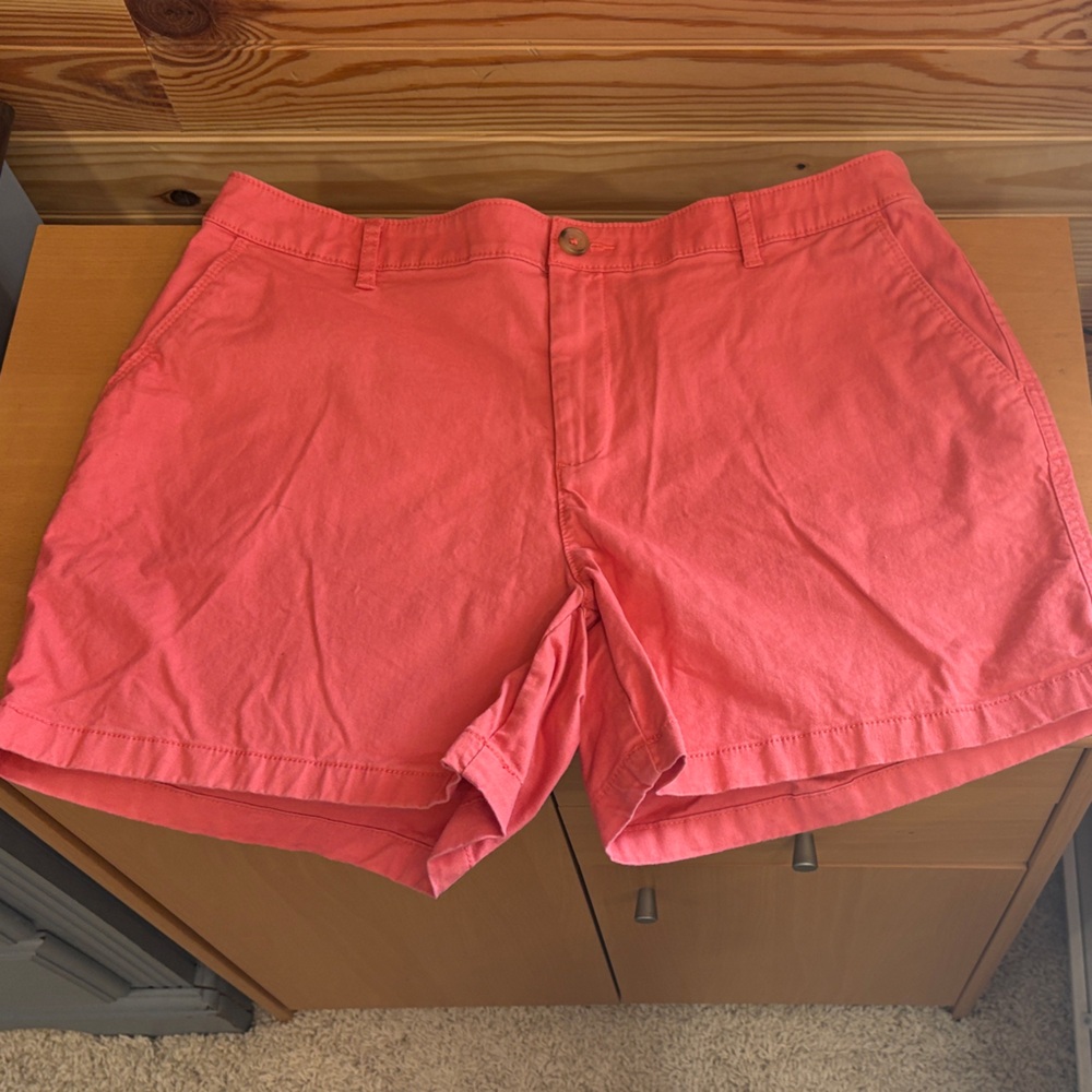 Amazon Essentials Women's Pink Shorts